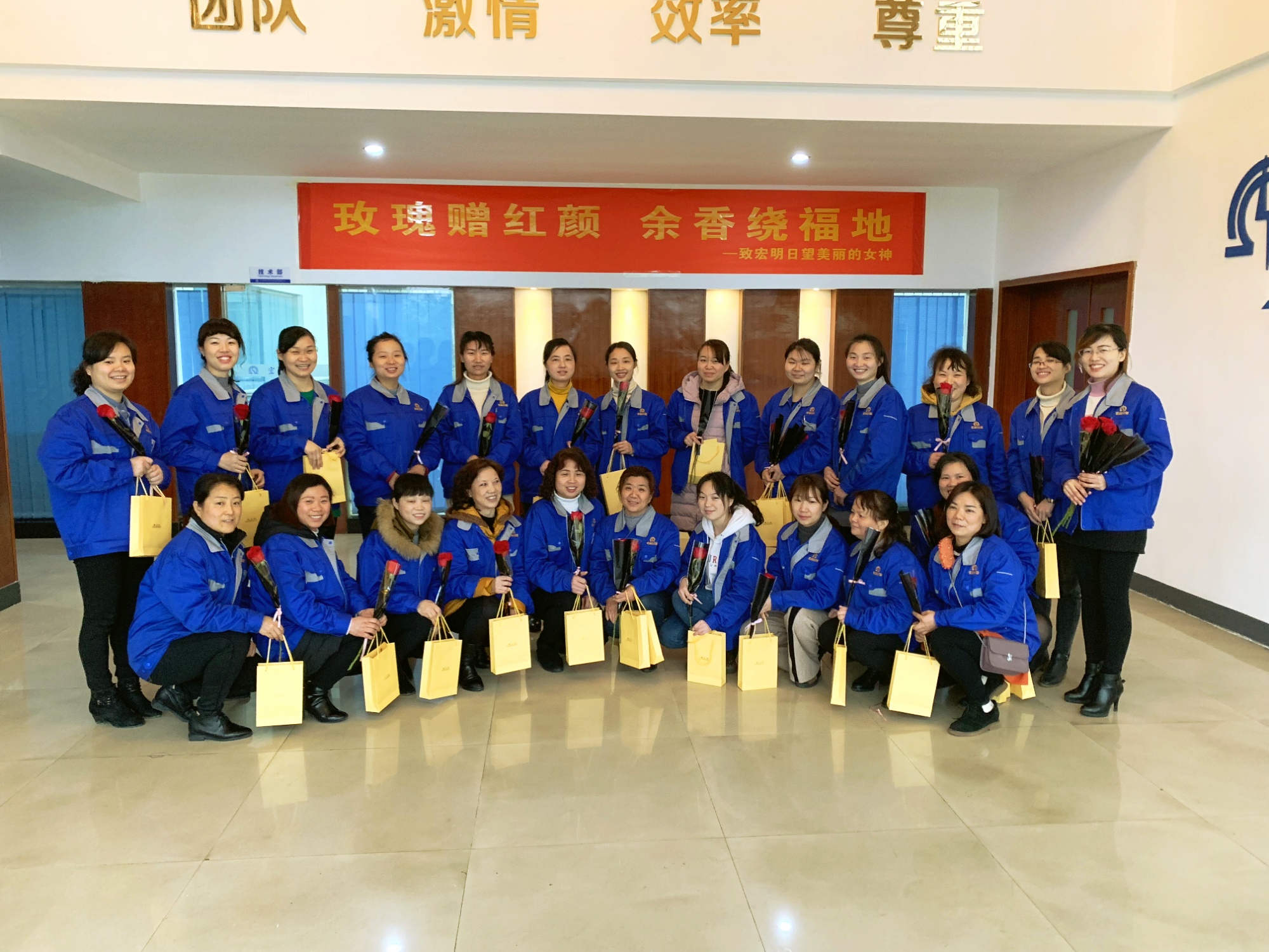 云博官方网站-云博yunbo(中国)
,宏明日望,株洲电子科技,湖南电容器,株洲电容器,电容器