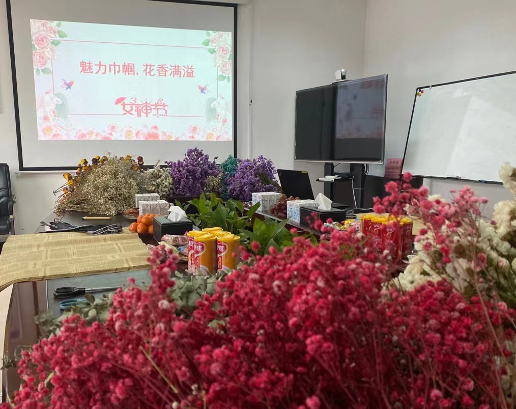 云博官方网站-云博yunbo(中国)
,宏明日望,株洲电子科技,湖南电容器,株洲电容器,电容器