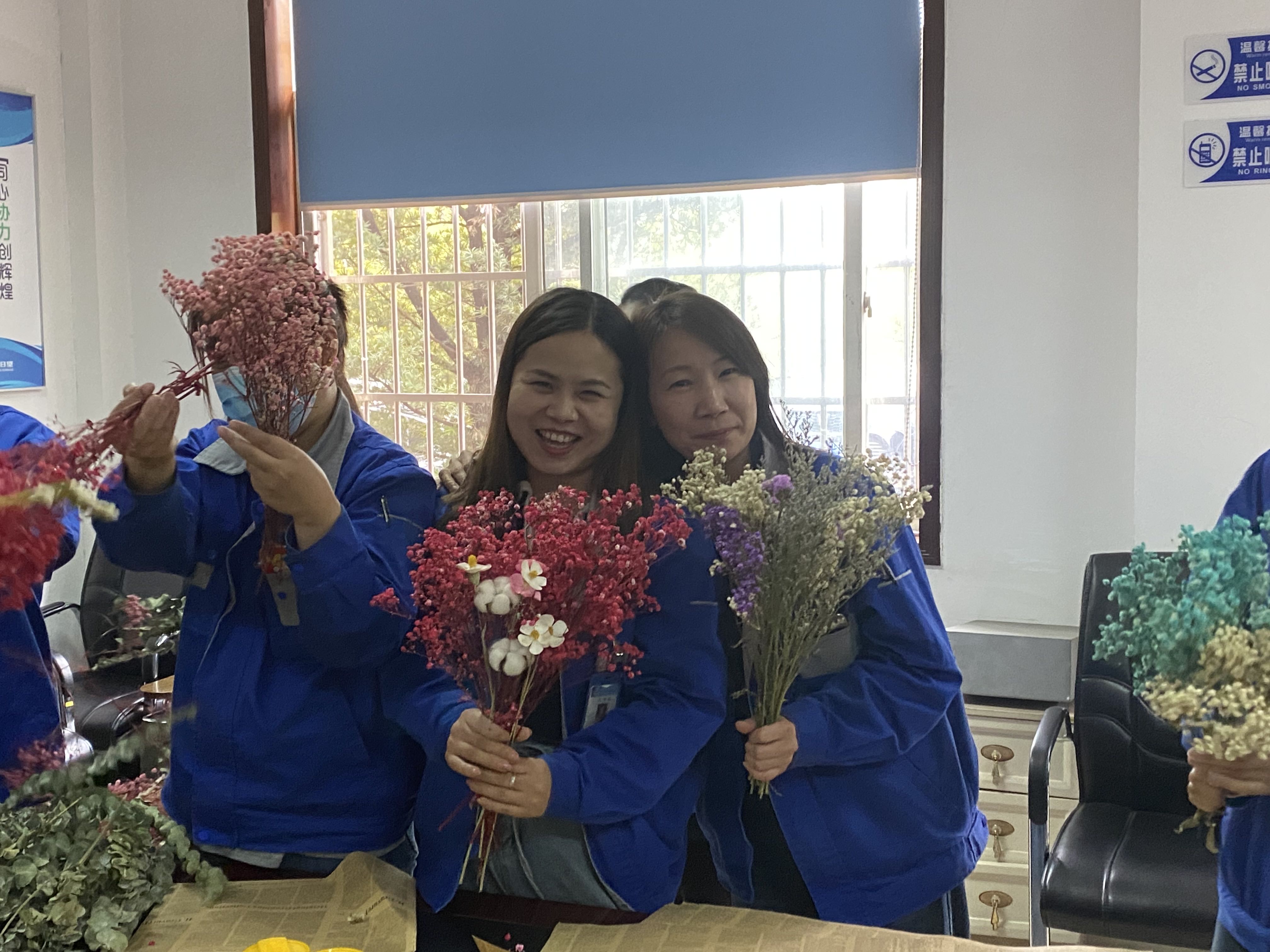 云博官方网站-云博yunbo(中国)
,宏明日望,株洲电子科技,湖南电容器,株洲电容器,电容器