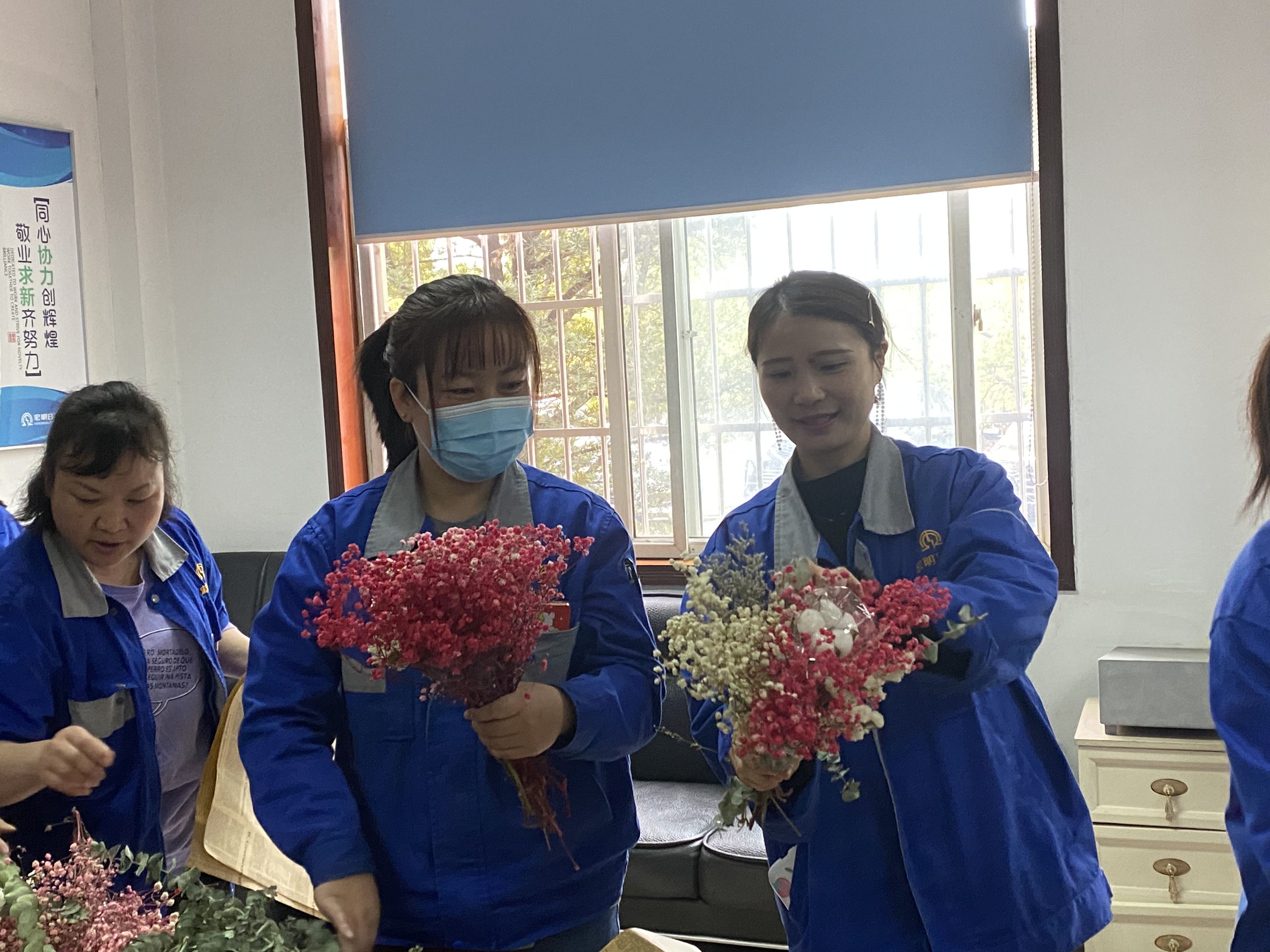 云博官方网站-云博yunbo(中国)
,宏明日望,株洲电子科技,湖南电容器,株洲电容器,电容器