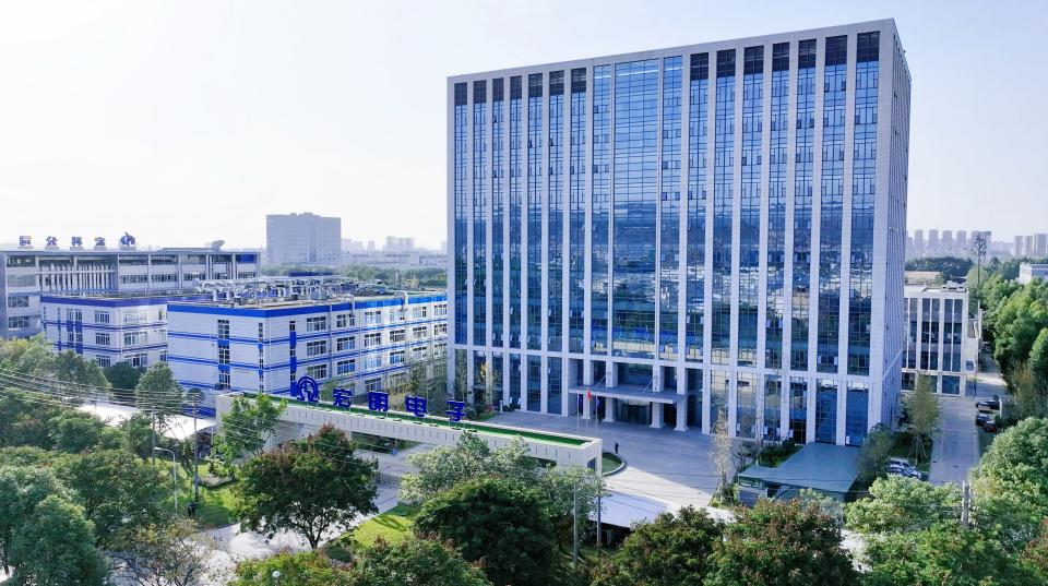 云博官方网站-云博yunbo(中国)
,宏明日望,株洲电子科技,湖南电容器,株洲电容器,电容器